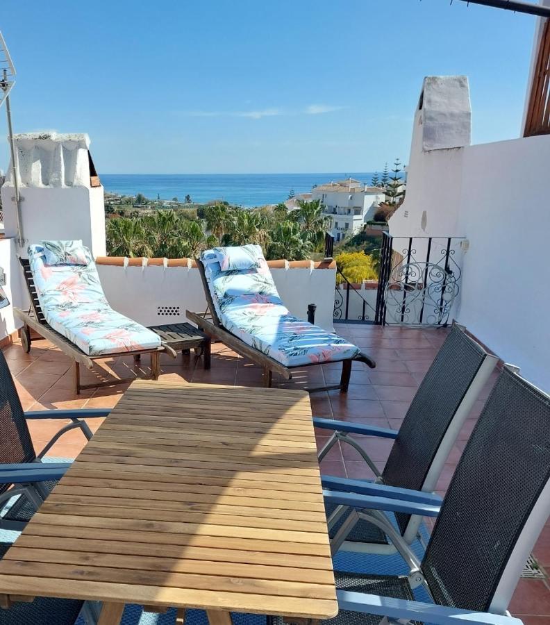 Modern Furnished, Roof Terrace, Beautiful Seaview Appartement